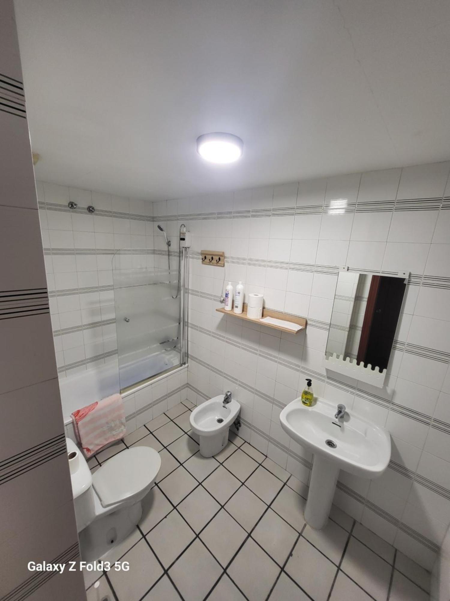Habitacion Muy Centrica. Granada Dış mekan fotoğraf