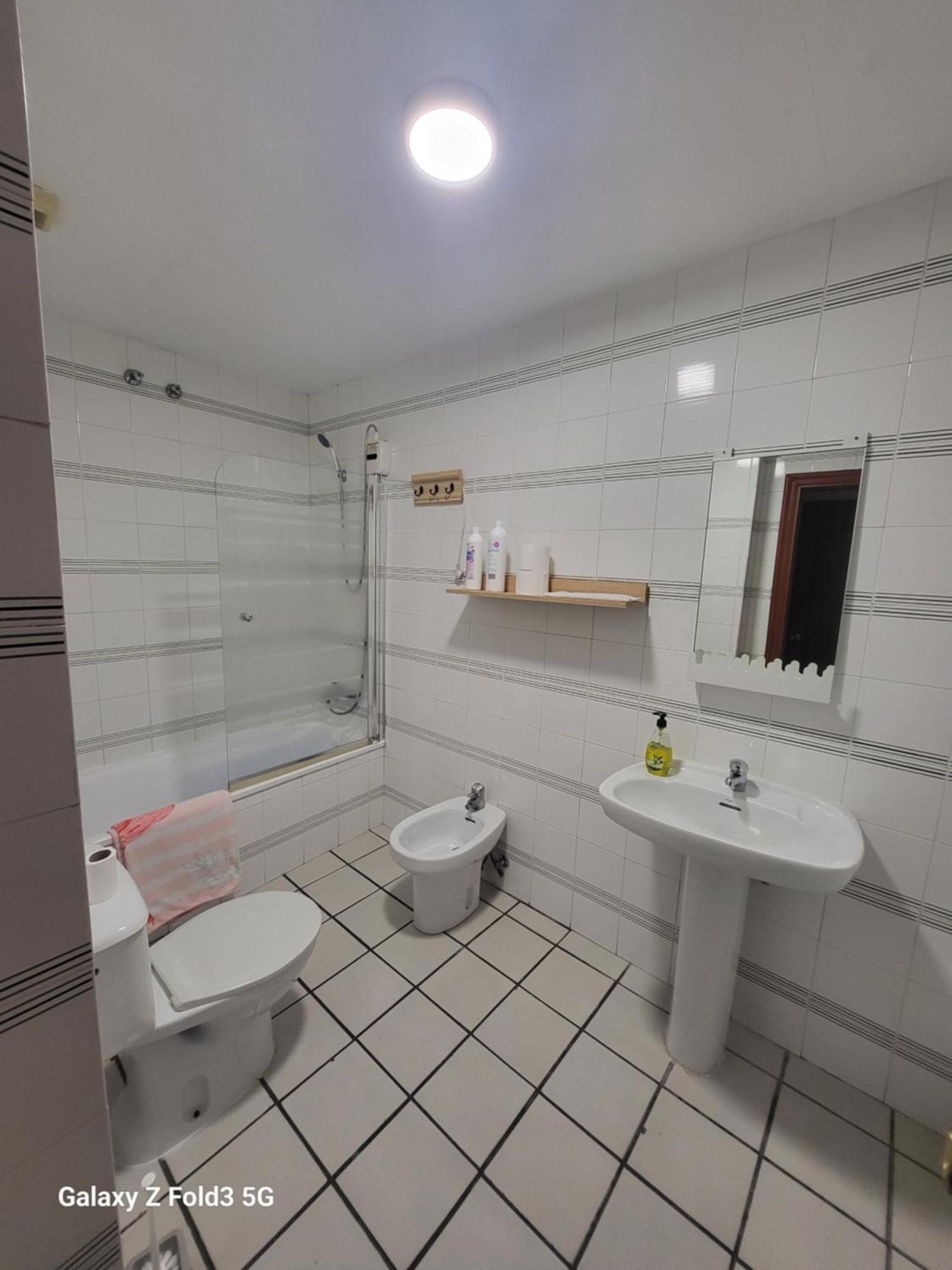 Habitacion Muy Centrica. Granada Dış mekan fotoğraf