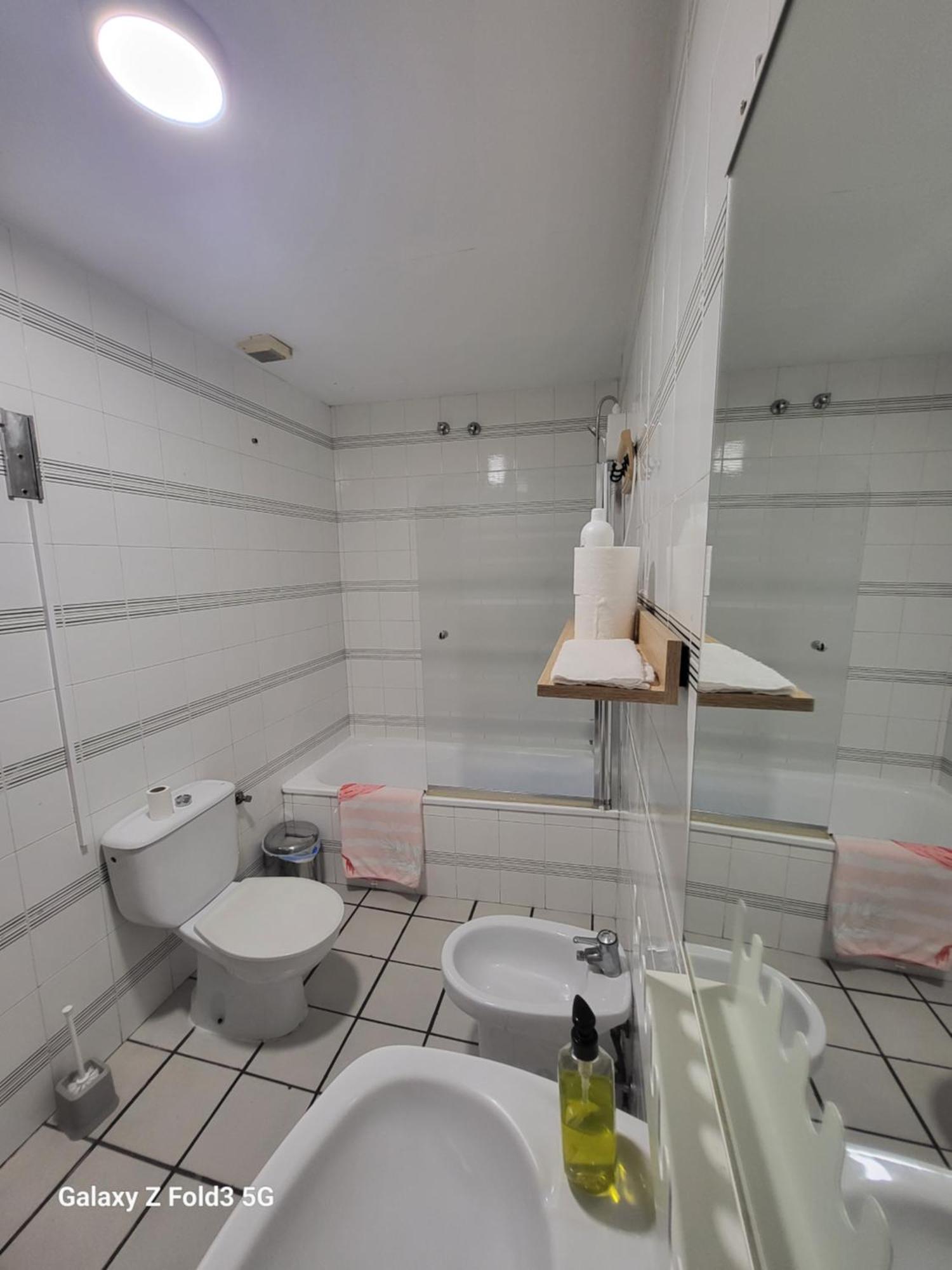 Habitacion Muy Centrica. Granada Dış mekan fotoğraf